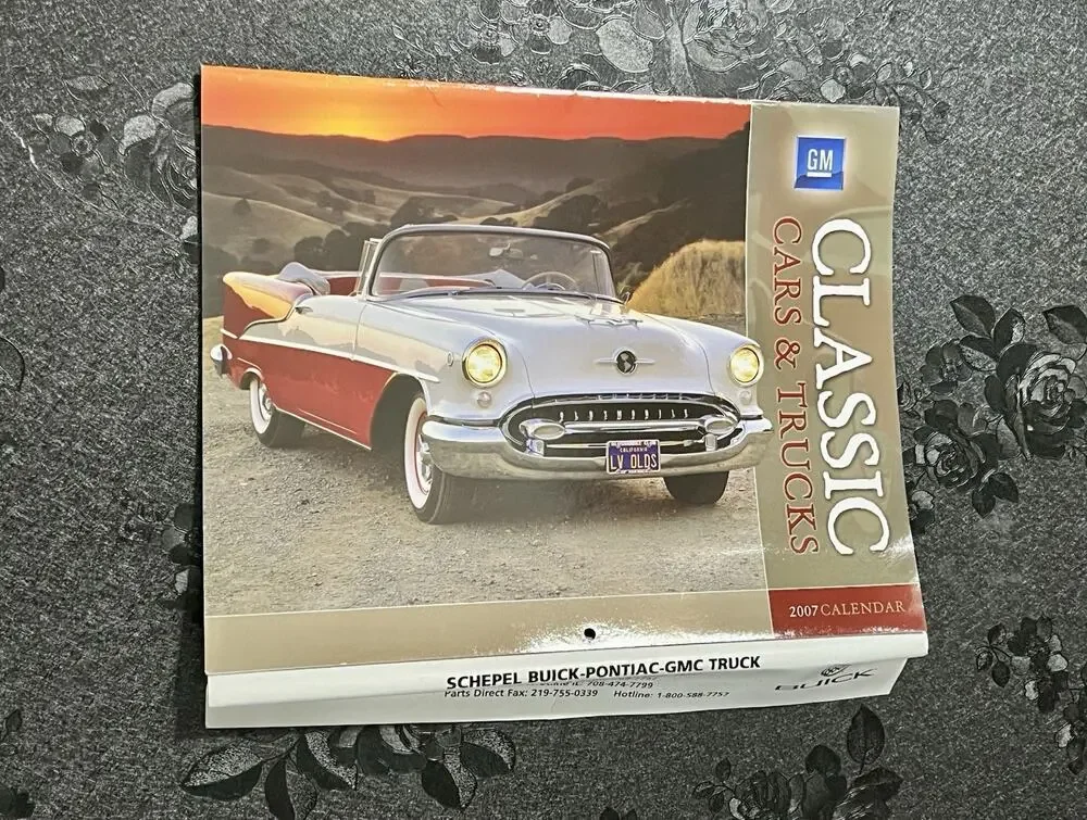 2007 GM Classic Cars & Trucks Calendar 1955 Oldsmobile Super 88 Convertible